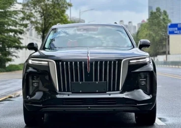 Hongqi E-HS9